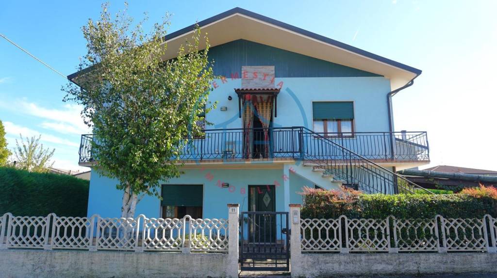 casa indipendente in vendita a Casale di Scodosia