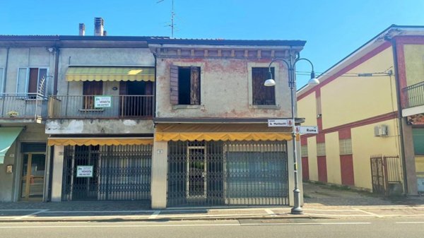 casa indipendente in vendita a Casale di Scodosia