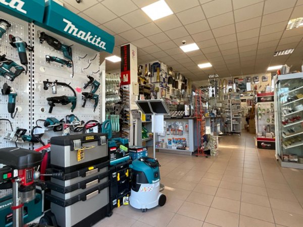 negozio in vendita a Casale di Scodosia