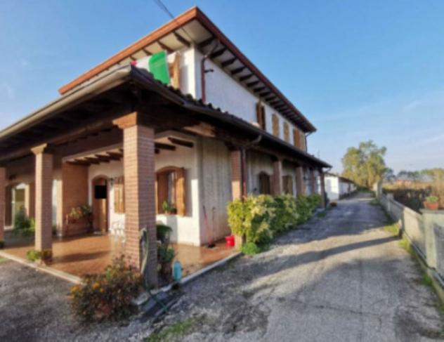 casa indipendente in vendita a Casale di Scodosia