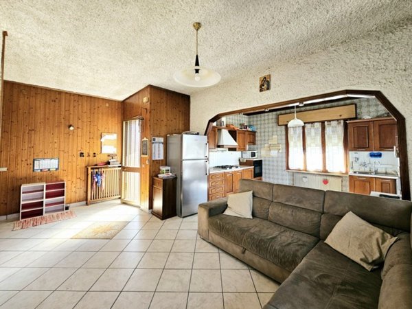 casa indipendente in vendita a Casale di Scodosia