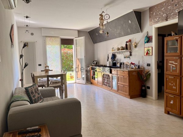 casa indipendente in vendita a Casale di Scodosia