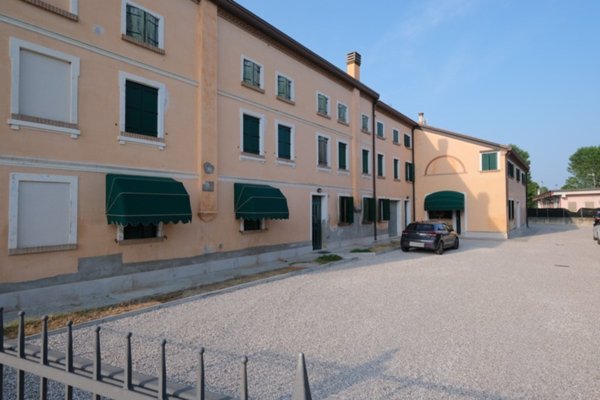 casa indipendente in vendita a Casale di Scodosia