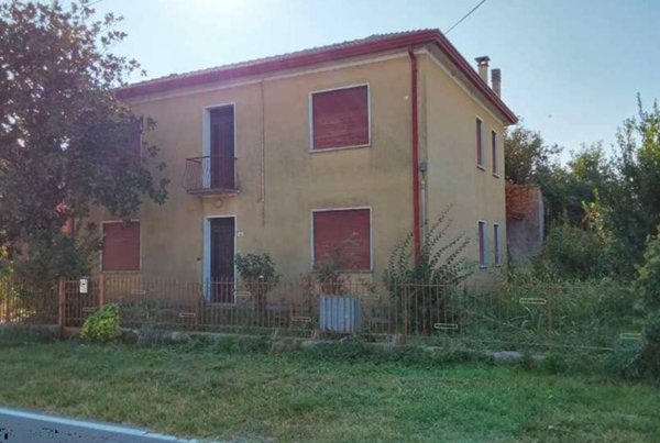 casa indipendente in vendita a Casale di Scodosia in zona Altaura