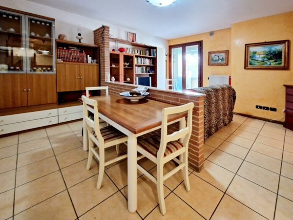 casa indipendente in vendita a Casale di Scodosia