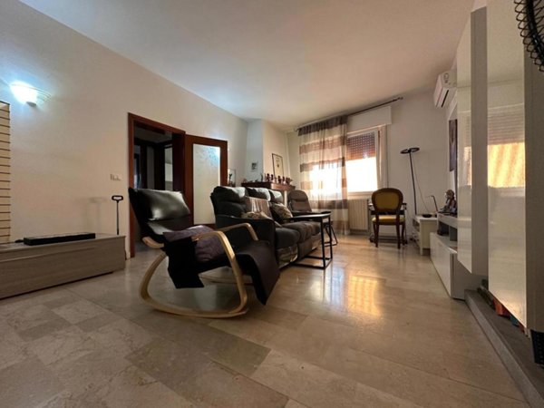 casa indipendente in vendita a Casale di Scodosia