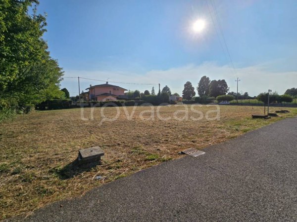 terreno edificabile in vendita a Casale di Scodosia