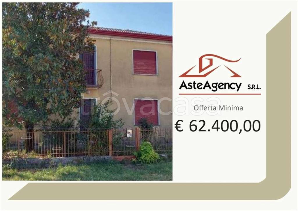 casa indipendente in vendita a Casale di Scodosia in zona Altaura