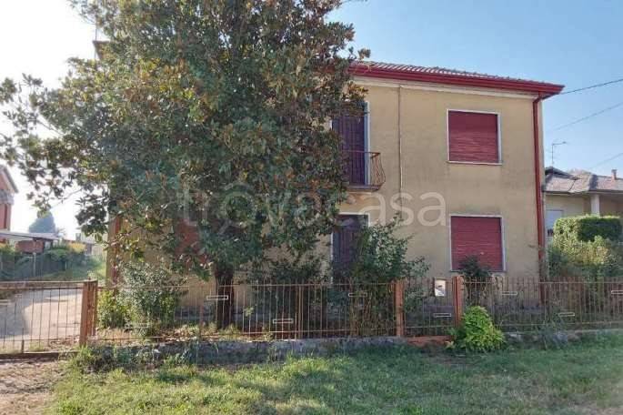 casa indipendente in vendita a Casale di Scodosia