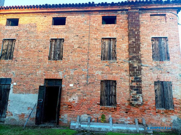 casa indipendente in vendita a Casale di Scodosia