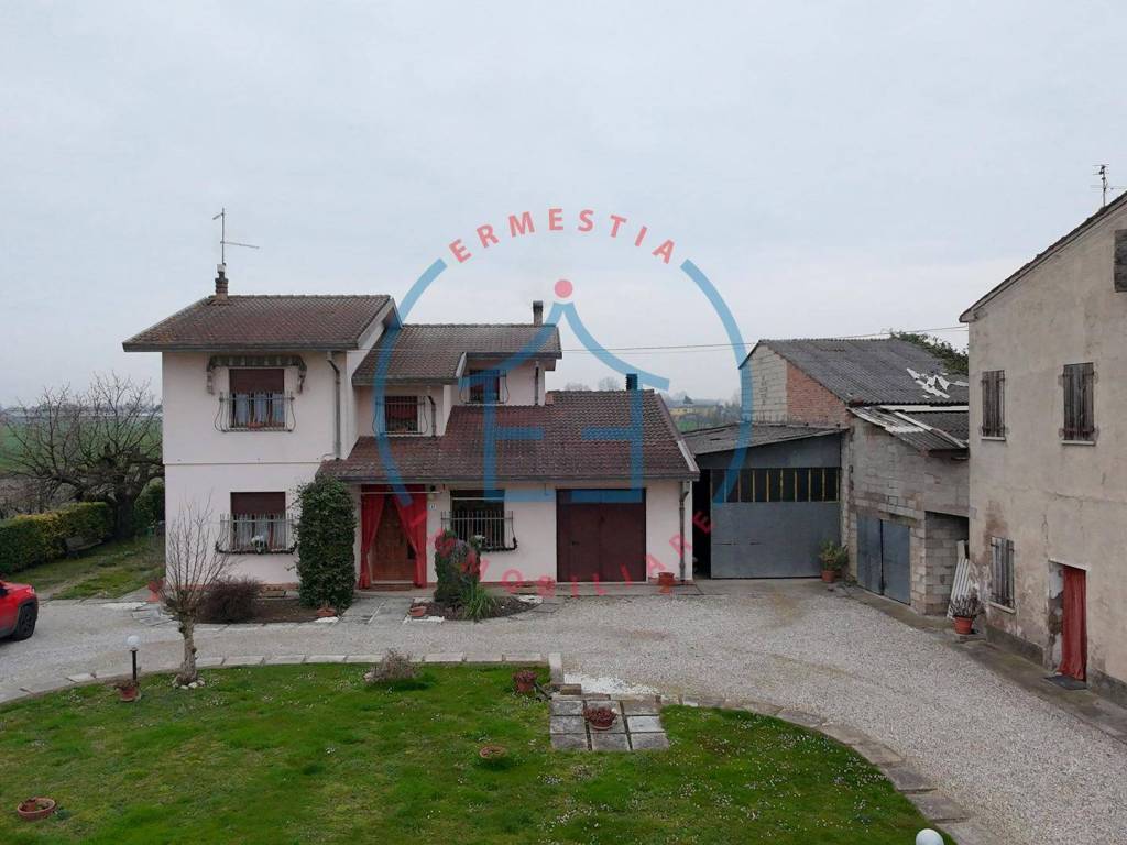 casa indipendente in vendita a Casale di Scodosia