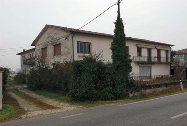 casa indipendente in vendita a Casale di Scodosia