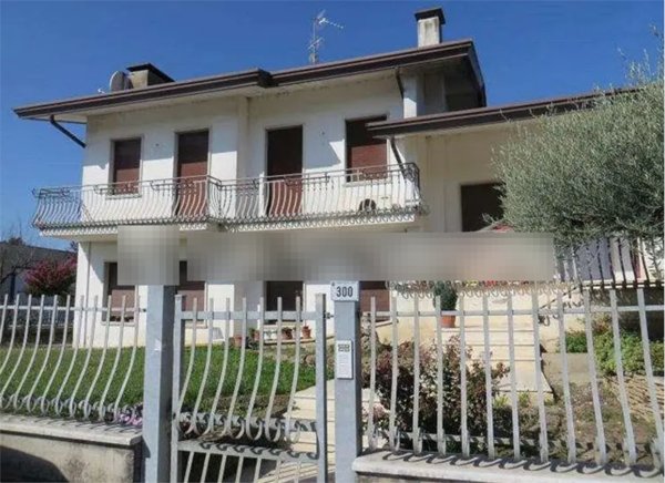 casa indipendente in vendita a Casale di Scodosia