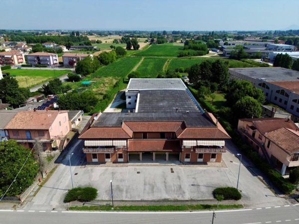 casa indipendente in vendita a Casale di Scodosia