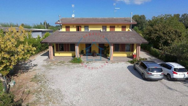 casa indipendente in vendita a Casale di Scodosia