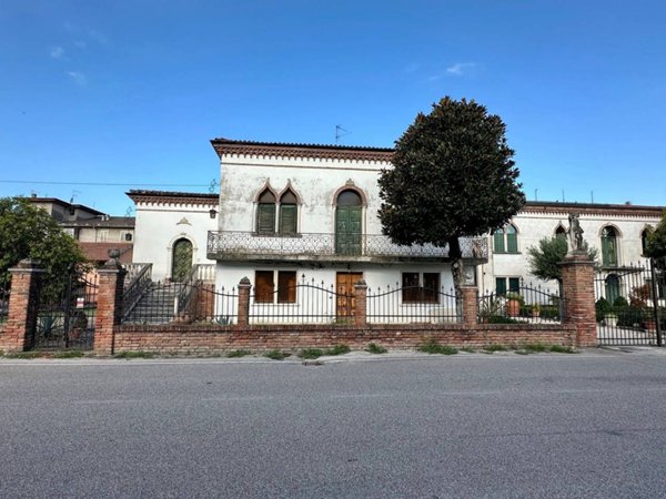 casa indipendente in vendita a Casale di Scodosia