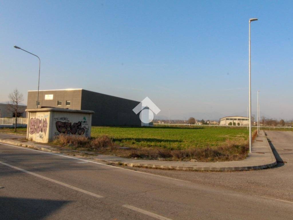terreno edificabile in vendita a Casalserugo