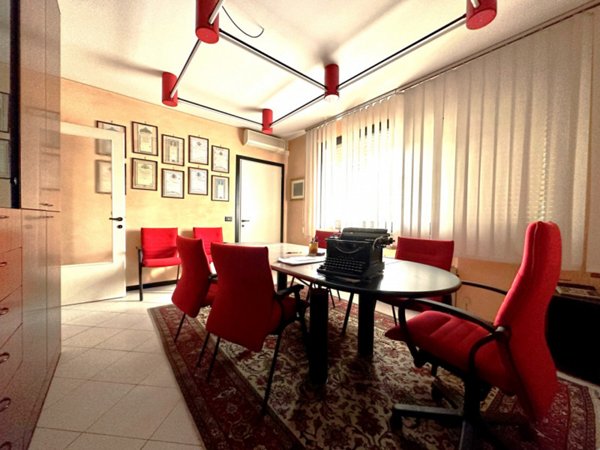 ufficio in vendita a Casalserugo