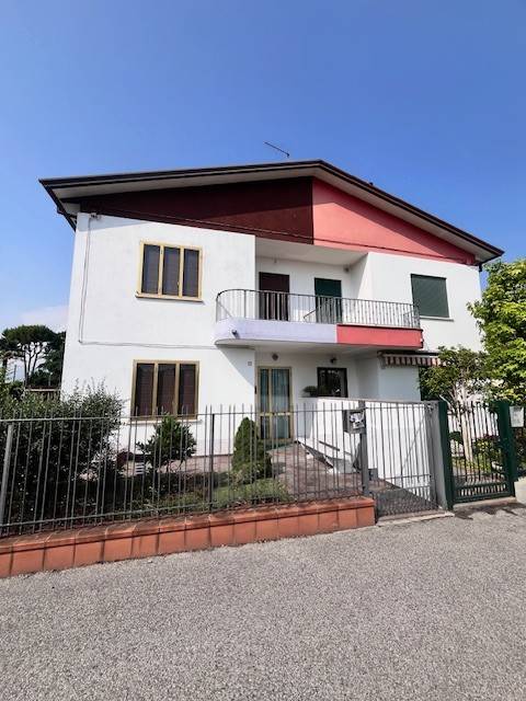 casa indipendente in vendita a Casalserugo