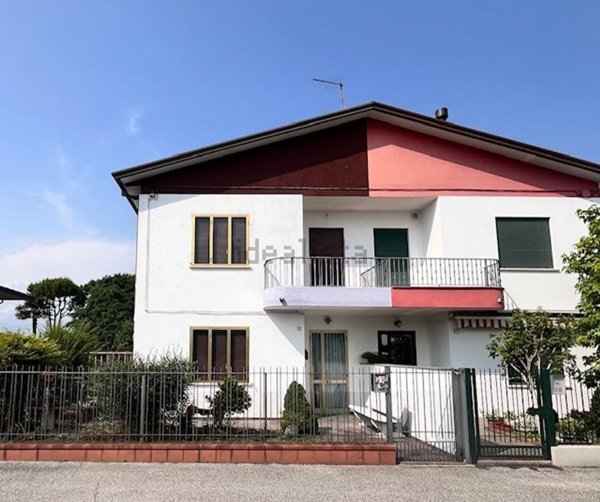 casa indipendente in vendita a Casalserugo
