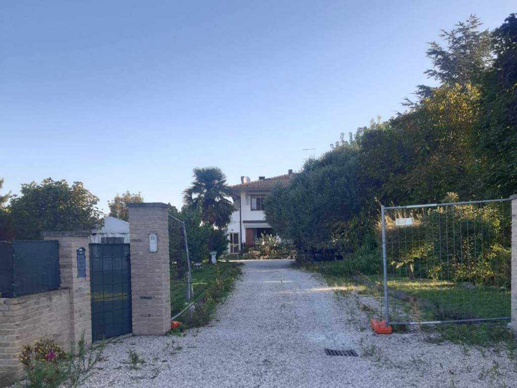 casa indipendente in vendita a Casalserugo
