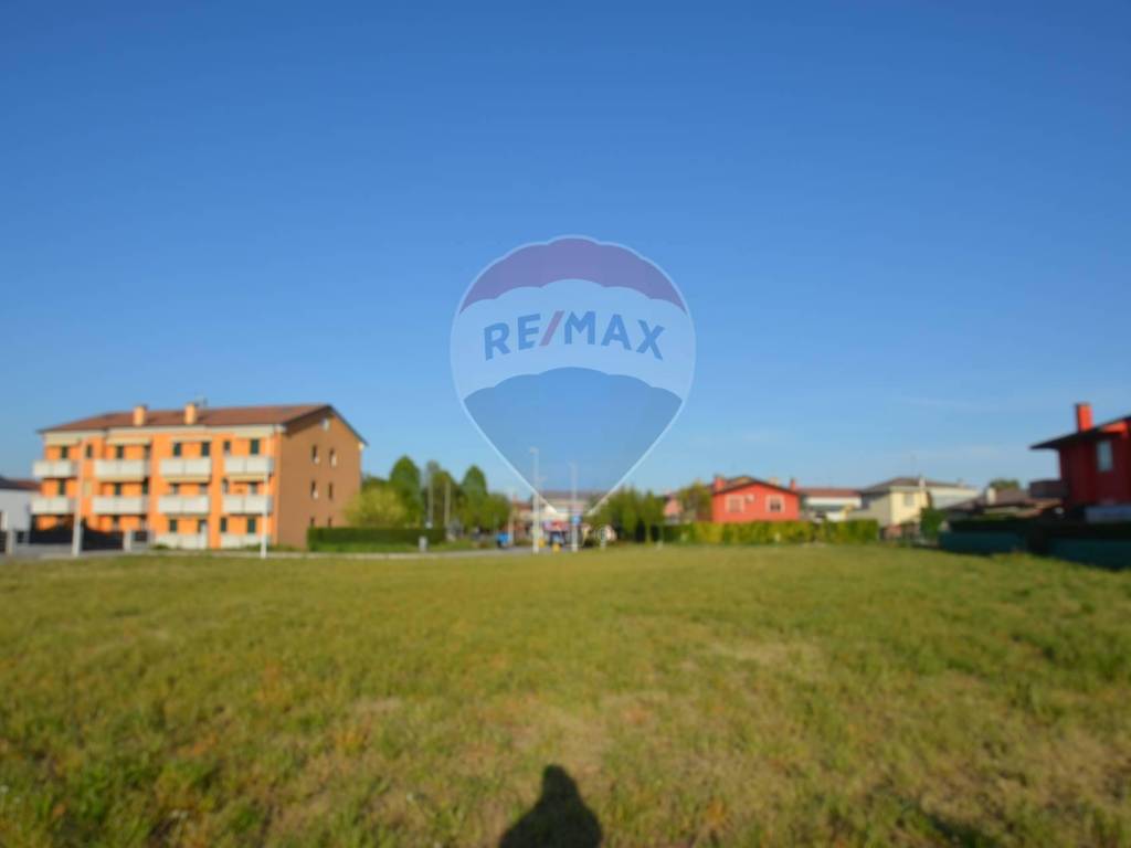 terreno edificabile in vendita a Casalserugo