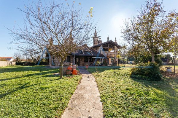 casa indipendente in vendita a Casalserugo