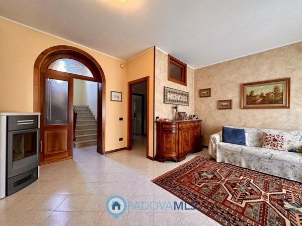 casa indipendente in vendita a Casalserugo