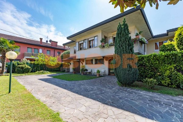 casa indipendente in vendita a Casalserugo