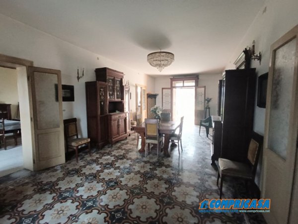 intera palazzina in vendita a Castelbaldo
