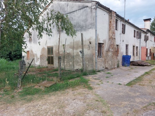 casa indipendente in vendita a Castelbaldo