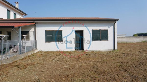 ufficio in vendita a Castelbaldo