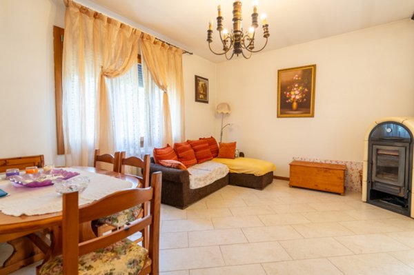 casa indipendente in vendita a Cervarese Santa Croce in zona Montemerlo