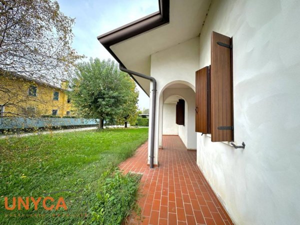 casa indipendente in vendita a Cervarese Santa Croce