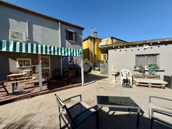 casa indipendente in vendita a Cervarese Santa Croce in zona Montemerlo