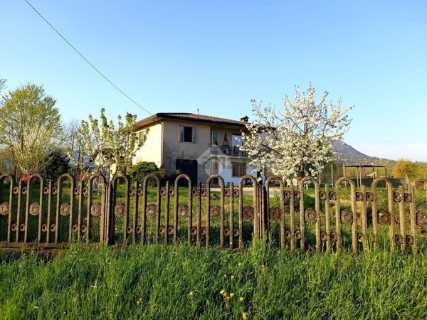 appartamento in vendita a Cervarese Santa Croce in zona Montemerlo