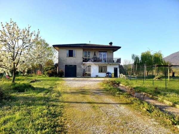 casa indipendente in vendita a Cervarese Santa Croce in zona Montemerlo