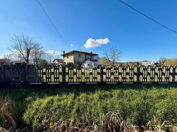 casa indipendente in vendita a Cervarese Santa Croce in zona Montemerlo