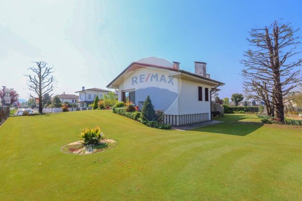 casa indipendente in vendita a Cervarese Santa Croce in zona Fossona