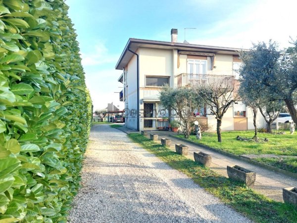 casa indipendente in vendita a Cervarese Santa Croce