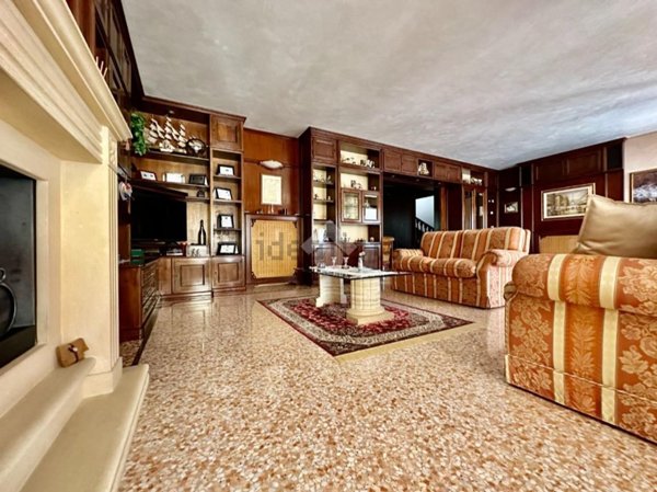 casa indipendente in vendita a Cervarese Santa Croce in zona Montemerlo