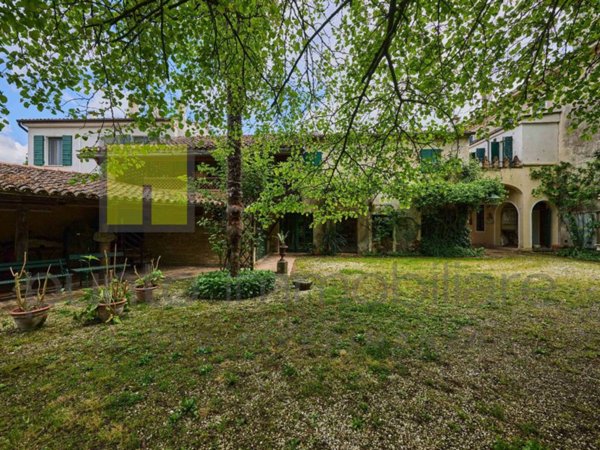 casa indipendente in vendita a Cervarese Santa Croce in zona Fossona