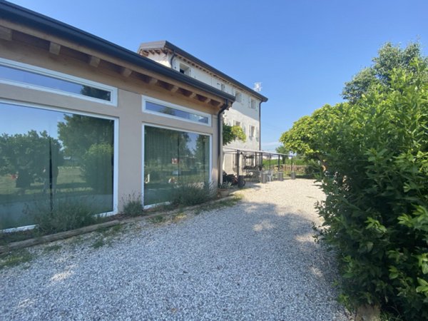 casa indipendente in vendita a Cervarese Santa Croce