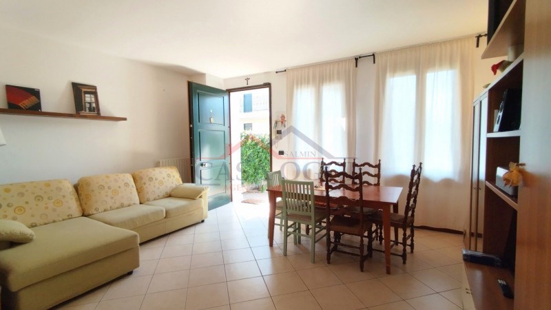 casa indipendente in vendita a Cervarese Santa Croce in zona Fossona