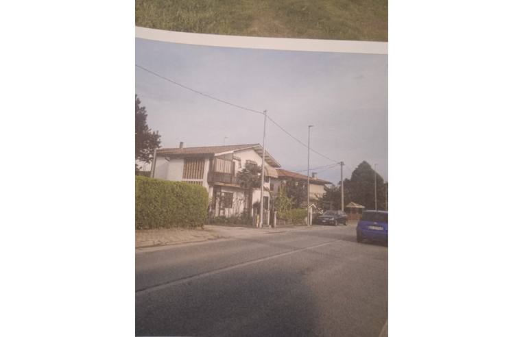 casa indipendente in vendita a Cervarese Santa Croce in zona Fossona