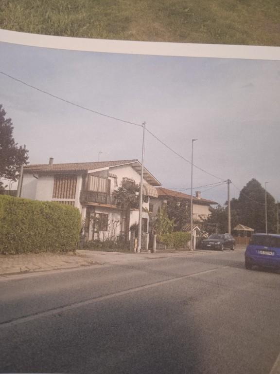casa indipendente in vendita a Cervarese Santa Croce in zona Fossona