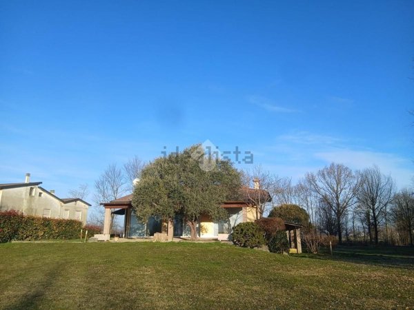 casa indipendente in vendita a Cervarese Santa Croce in zona Montemerlo