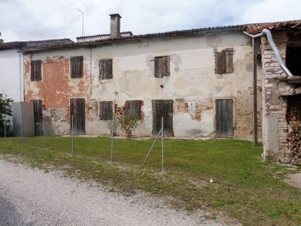 casale in vendita a Cervarese Santa Croce in zona Fossona