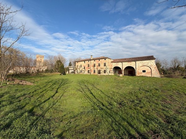 casale in vendita a Cervarese Santa Croce