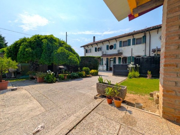 casa indipendente in vendita a Cervarese Santa Croce